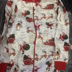 New with tags kids Christmas PJ Size 5T