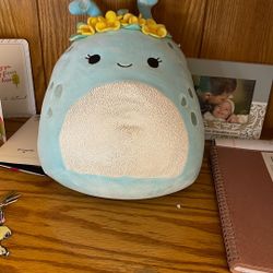 Squishmallow  12 NatNat alien