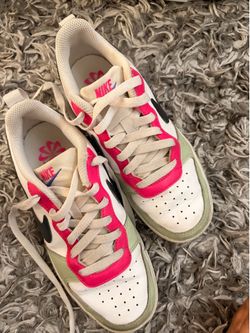 Nike Low-Top Sneakers White Pink Green