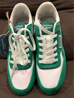 Reebok Green and White Sneakers Size 8.5