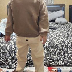 King Size Bedroom Set With LED Lights Around The Head Board