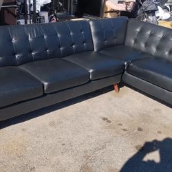  Black Couch 
