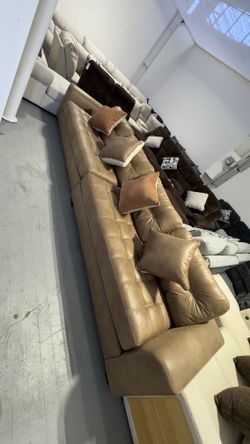 Beautiful Furniture That Looks Brand New