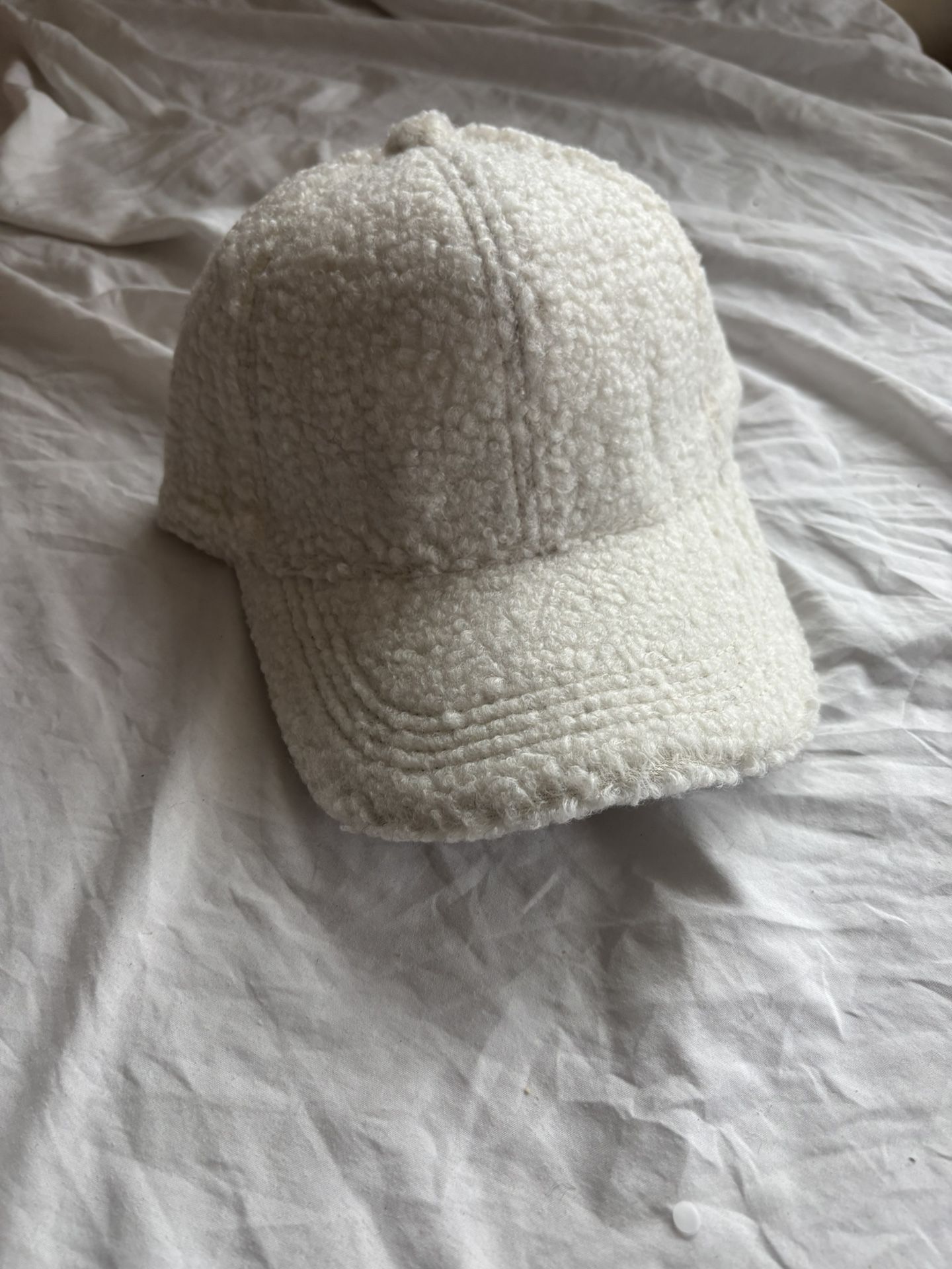 White Sherpa Style Baseball Cap Hat Brand New