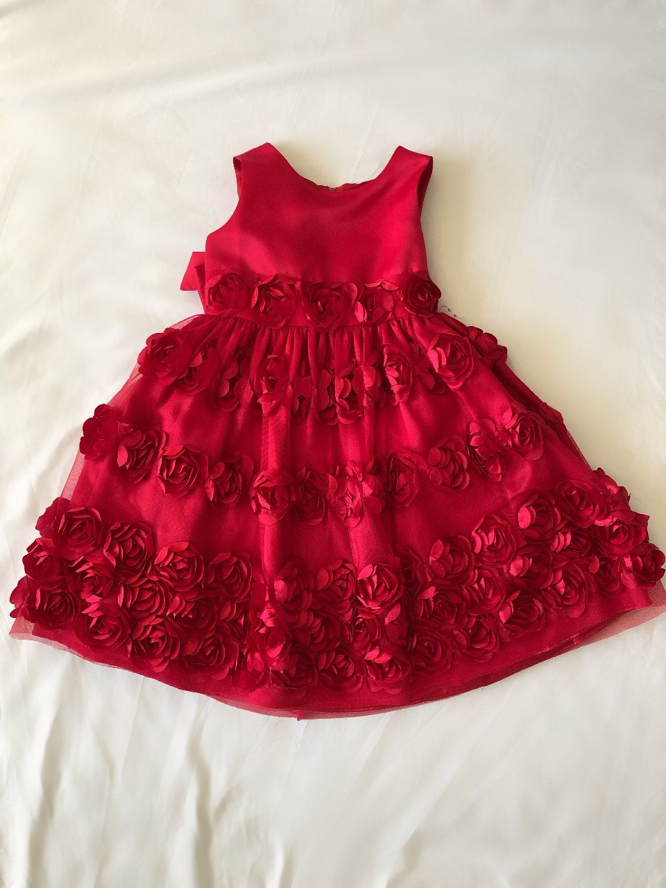 Girls Bonnie Jean size 6 Dress, Red Dress, Red Flower Dress, flower dress