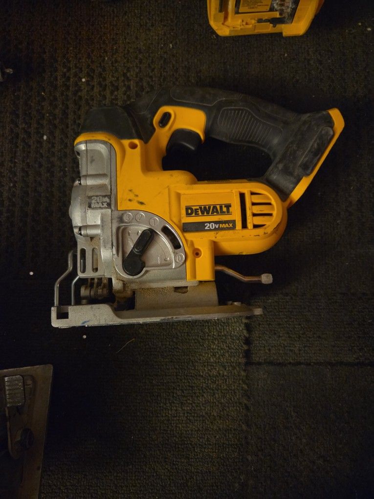 Jig Saw Dewalt 