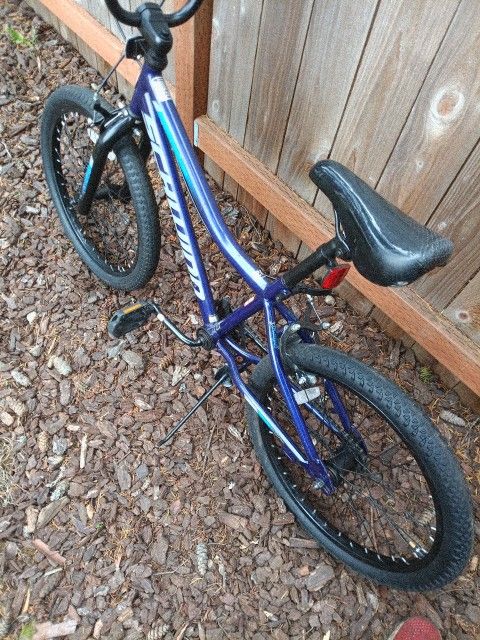 20 Schwinn bMX Style Bike