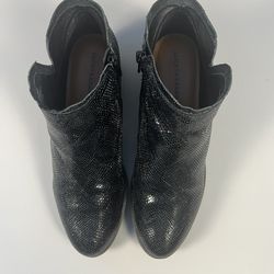 Lucky Brand Women’s Black Leather Snake Print Booties Size 9 Brittany Shoes Zip