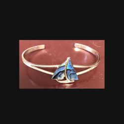 Bracelet, silver and mother of pearl