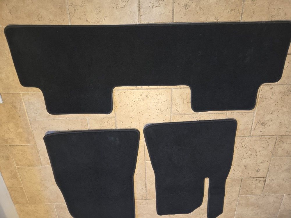 Tesla Model 3 Carpet Interior Mats