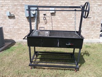 Open fire grill Santa Maria style