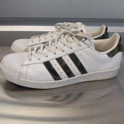 Men's Adidas Size 12