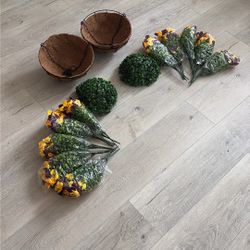 2 Pcs Artificial pansy hanging plant basket, perfect for summer outdoor decoration, made of realistic silk material, UV-resistant, featuring vibrant d