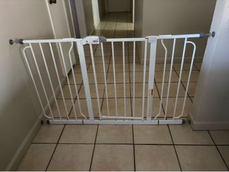 Baby gate