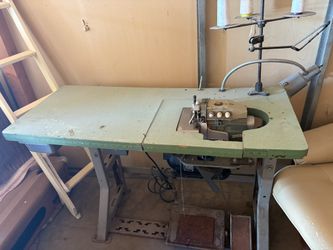 Commercial Sewing Machine