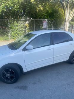 2004 Toyota Corolla
