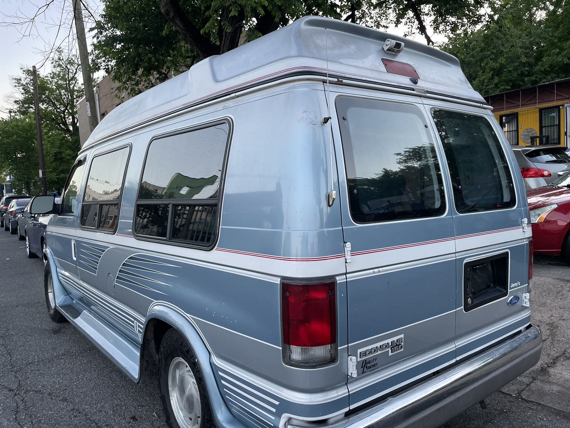 1996 Ford E-250