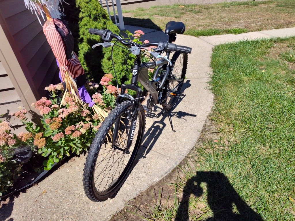 21 Speed Mountain Bike