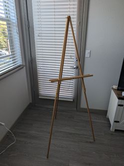 Easel