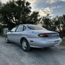 1997 Ford Taurus
