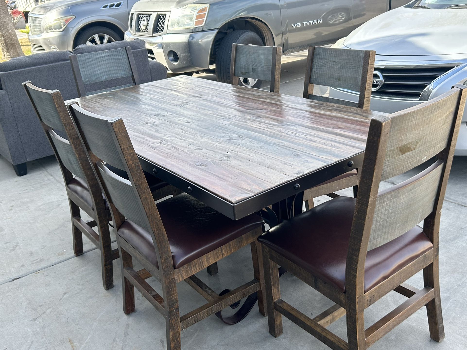 Dining Room Table Set