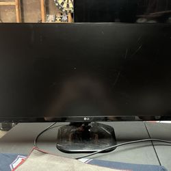 LG Monitor 34 Inch - Good Condition