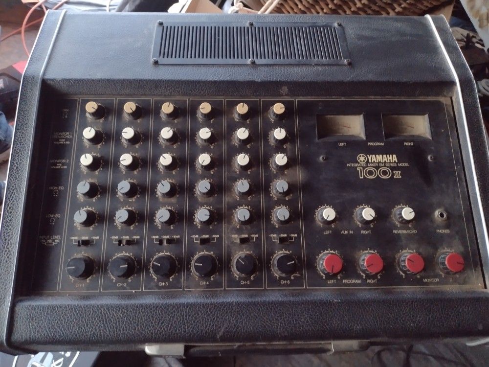 Yamaha Integrated Mixer