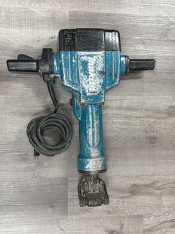 Makita HM1810 70 Lb. AVT Breaker Hammer (A1D030750)