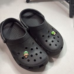 Black Crocs