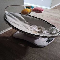 Infant Swing – Plush and Snug for Your Baby’s Relaxation top general