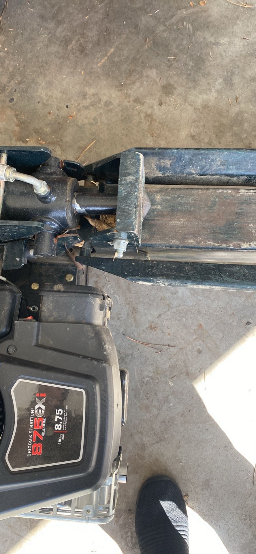 New Motor Boldens 8 Ton Retractable Log Splitter