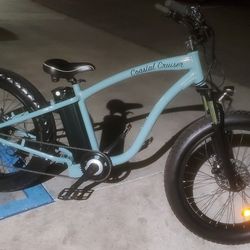 Coastal Cruiser  Fat Tire E-Bike !!!SUPER CLEAN!!!