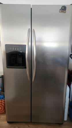 Frigidaire Stainless Steel Refrigerator 26.0 cubic ft.