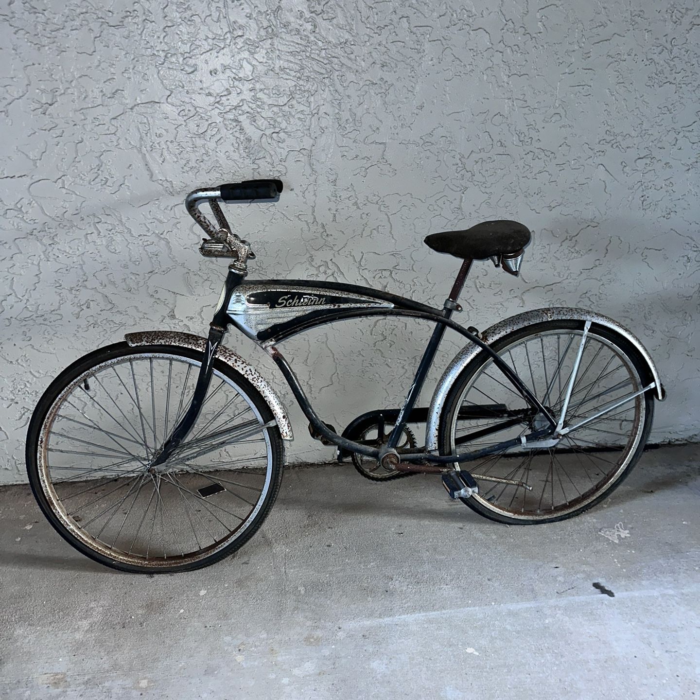 who buys old schwinn bicycles Racer 3 Speed 1965 Schwinn American Bicycle