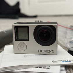 GoPro Hero 4 + Accessories 