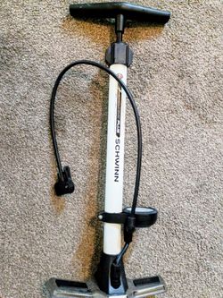 Schwinn Manual Air Pump (w/pressure gauge)