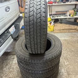 255-70-18 Bridgestone 