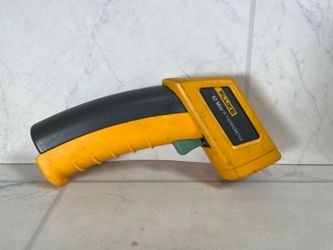 Fluke 62 Mini Infrared Thermometer Non Contact Temp Gun (A1G010532)