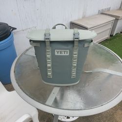 Yeti Hopper M20 Cooler