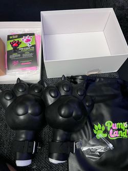 Pump land paw mitts