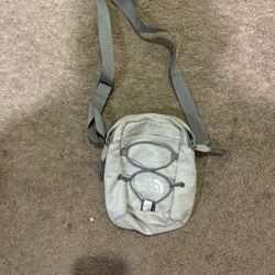 NORTH FACE - Lightweight, Small Grey Crossbody Bag 