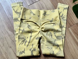 Gymshark Adapt Camo Seamless Leggings- S for Sale in Portland, OR - OfferUp