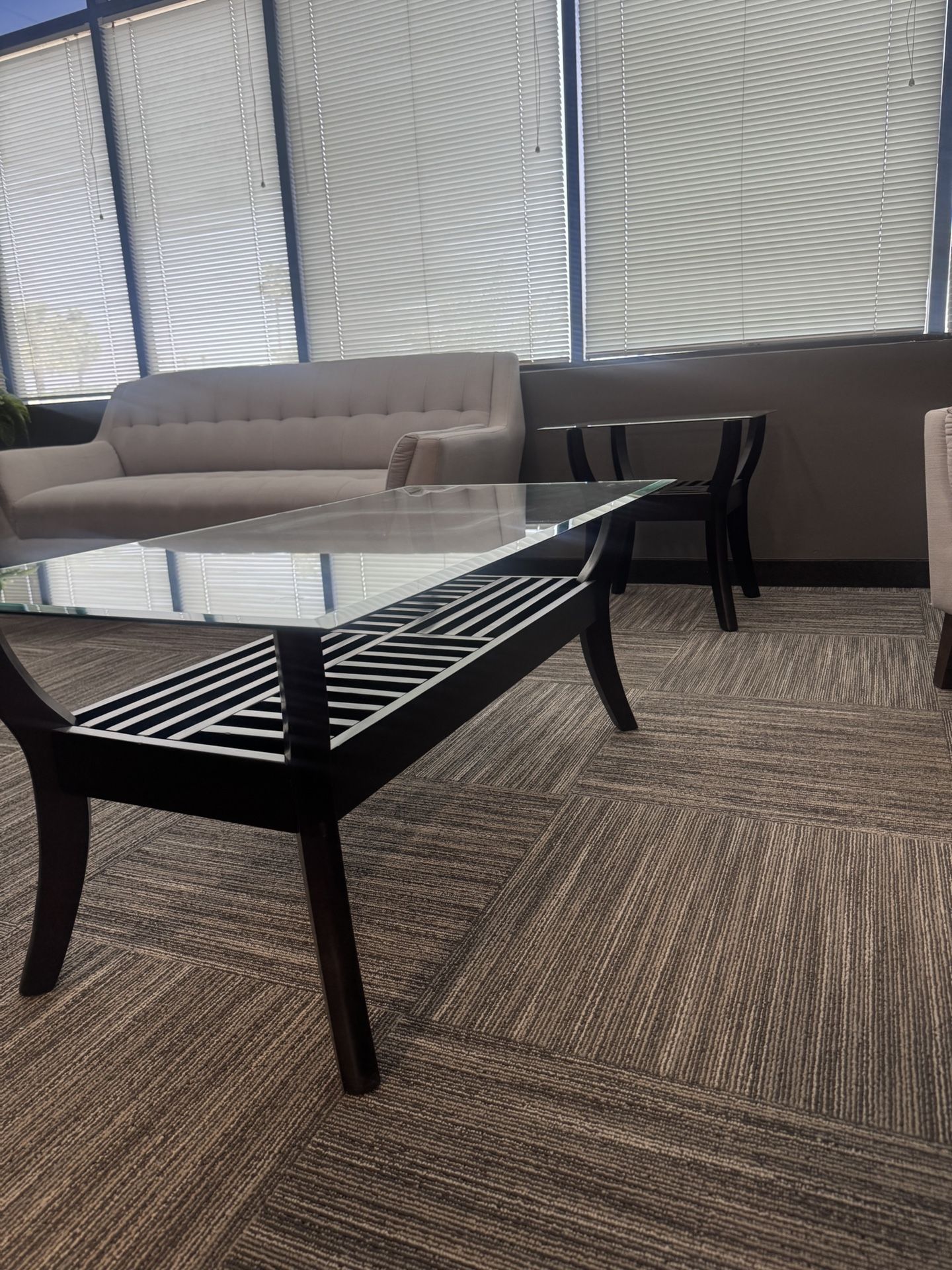 Glass/wood Coffee Table