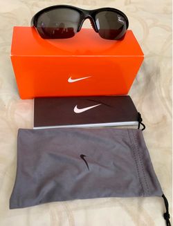 New ! Nike Men's Black EV0595 Skylon EXP Sport Sunglasses with Max Optics Lenses