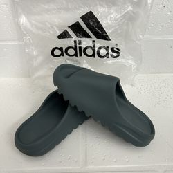 Yeezy Slides Slate Marine