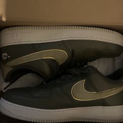 Green Turtle Air Forces Size 13