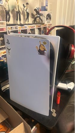 PlayStation 5 and monitor