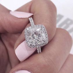 New 18 k white gold engagement ring wedding ring set