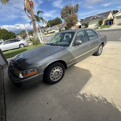 2003 Mercury Grand Marquis