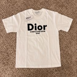 Dior, Medium